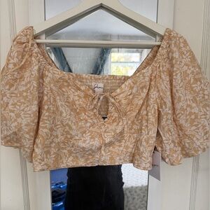 MARSHALLS NWT CROP TOP